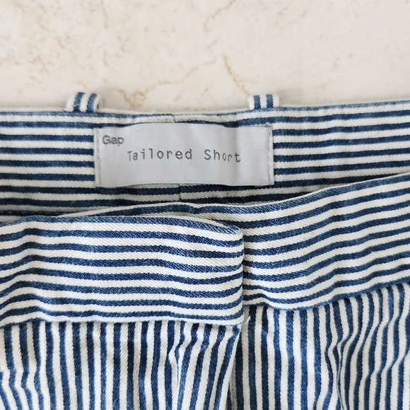 GAP Striped Blue and White Tailored Shorts - Picture 2 of 7